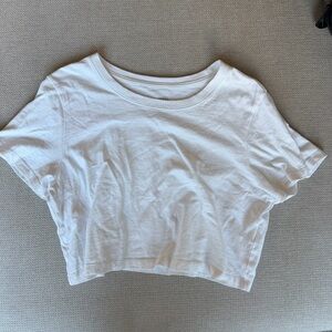 Boxy cropped tee